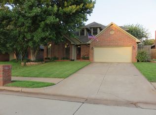 1808 Courtney Ln, Edmond, OK 73013