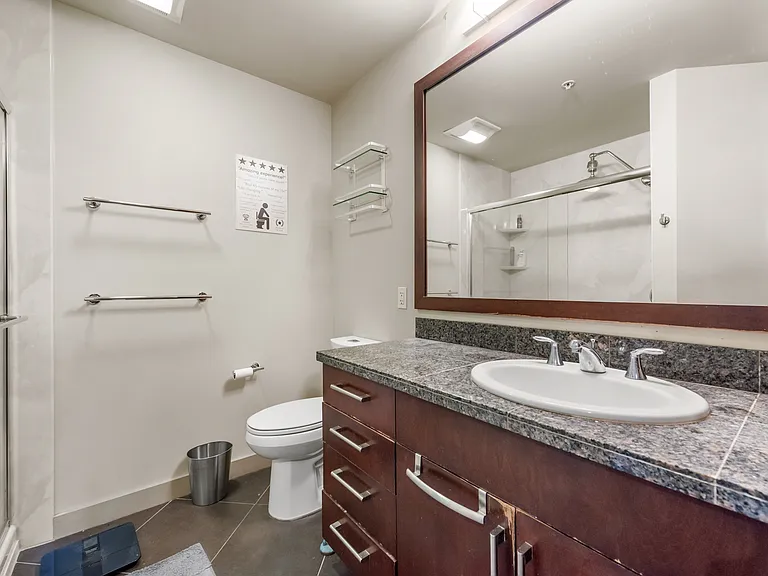 910 Lenora St #903 — Photo 8