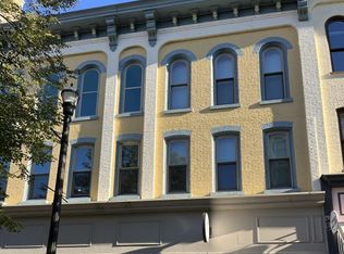 52 Monroe Center St NW #B, Grand Rapids, MI 49503