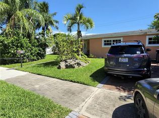 9300 Marine Dr, Cutler Bay, FL 33189