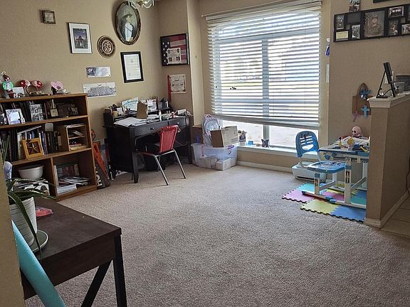 3rd image of 13789 Paseo Verde Dr