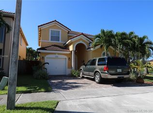 16496 SW 84th Ln, Miami, FL 33193