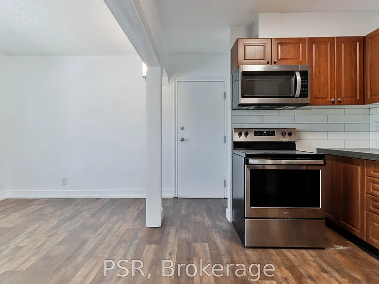 170 Holborne Ave #2 — Photo 11