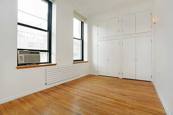 Rented by Gopal Realty Corp. | media 14