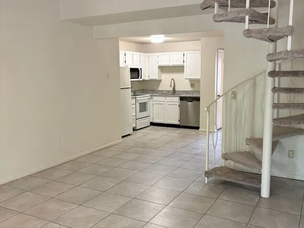 30 E Brown Rd, Mesa, AZ