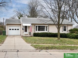 1112 Offutt Blvd, Bellevue, NE 68005