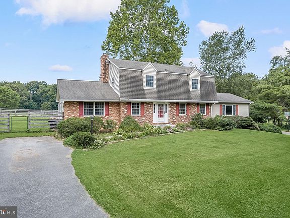 4th image of 16440 Old Frederick Rd