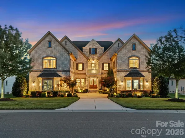 1124 Ladera Dr, Waxhaw, NC 28173