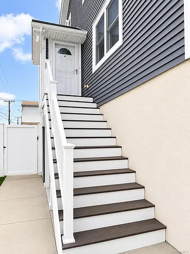 122 Radcliffe Rd #UPPER Photo 1