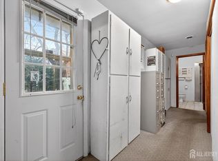 21 Pine St, Old Bridge, NJ 08857