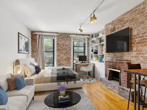 84 Horatio Street 4C image 1 of 4
