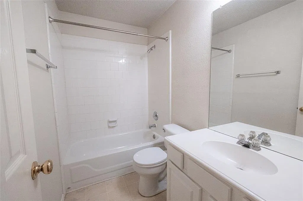 3 bed, 1472 sqft, $1,750 — Photo 4