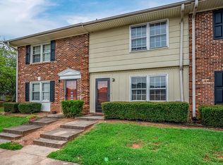 6526 White Horse Rd, Greenville, SC 29611