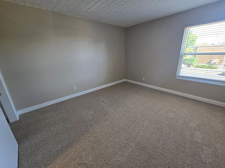 1606 Cottonwood Dr #23 — Photo 17