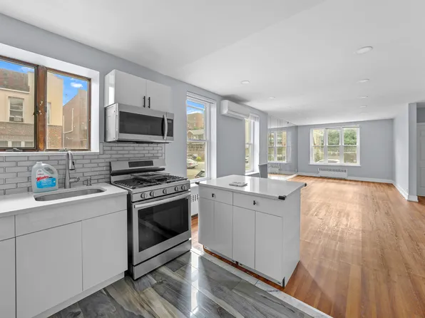 2391 East 4th Street HOUSE image 3 of 17