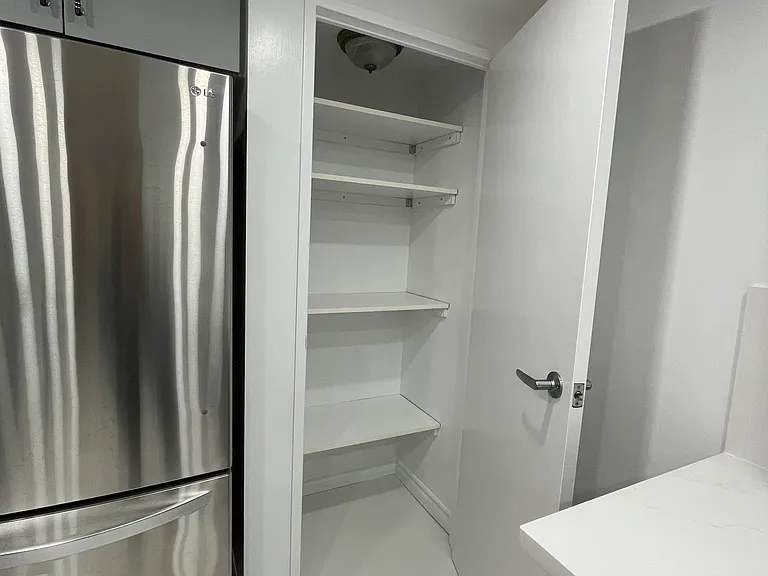 5785 Yonge St #207 — Photo 10