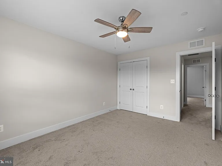 5707 Lowell St — Photo 22