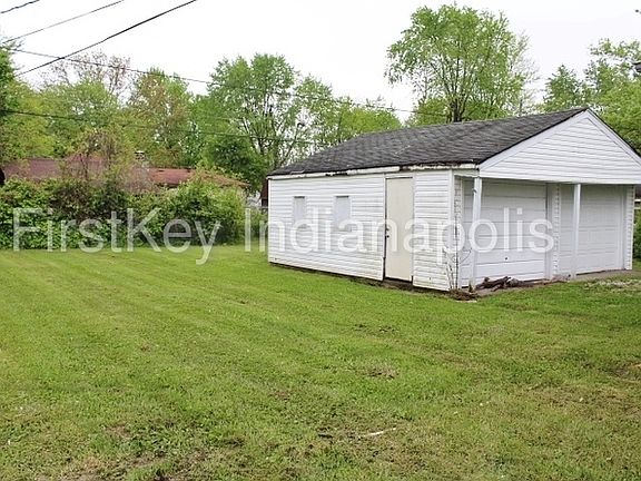 2nd image of 3719 N Kercheval Dr