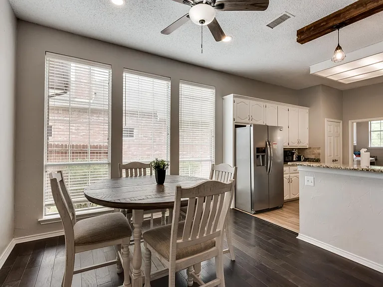 4618 Lakepointe Ave — Photo 12