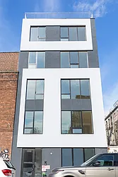 819 Lexington Avenue in Stuyvesant Heights