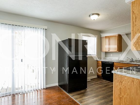 5th image of 8607 Winchester Ave