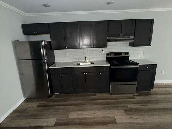 5th image of 113 12th Ave #1