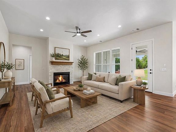 3rd image of 13336 SE 94th St