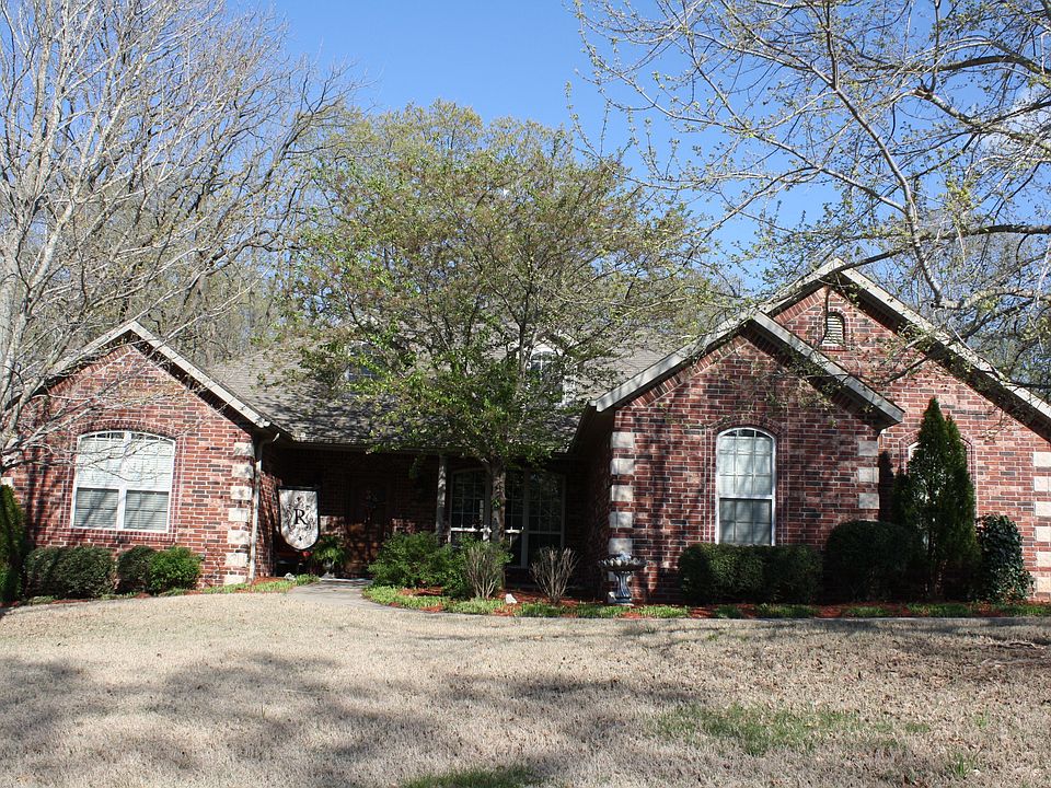 1st image of 207 Tunbridge Dr