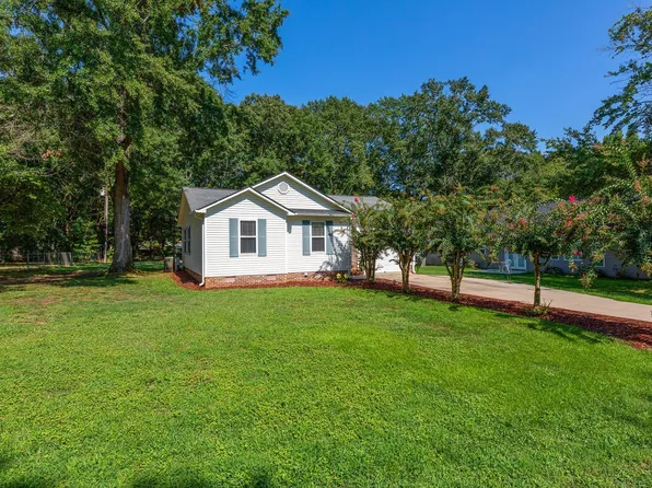109 E St, Williamston, SC 29697