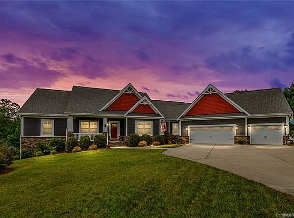 3rd image of 710 Catchpoint Dr