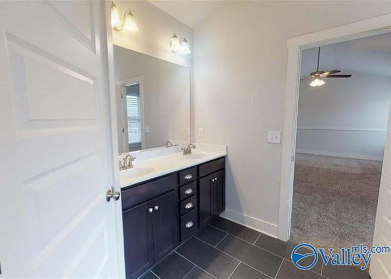 7601 Ashor Dr NW — Photo 17