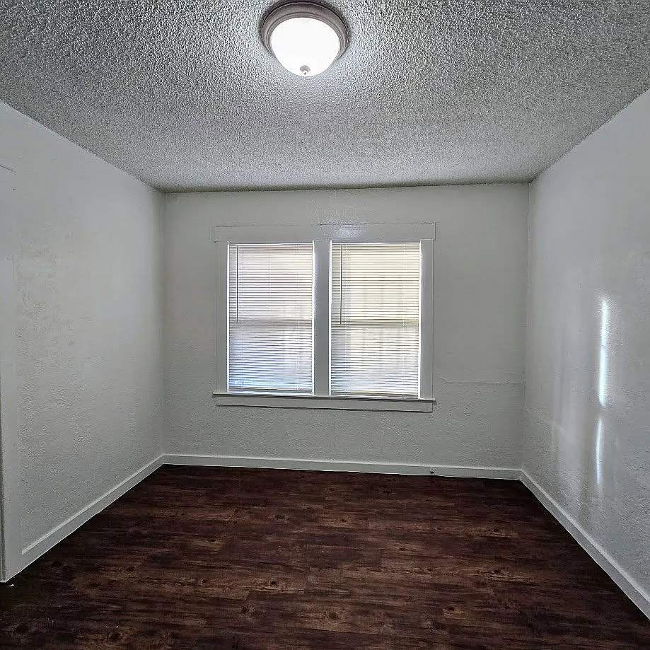 3 bed, 1244 sqft, $1,795 — Photo 4