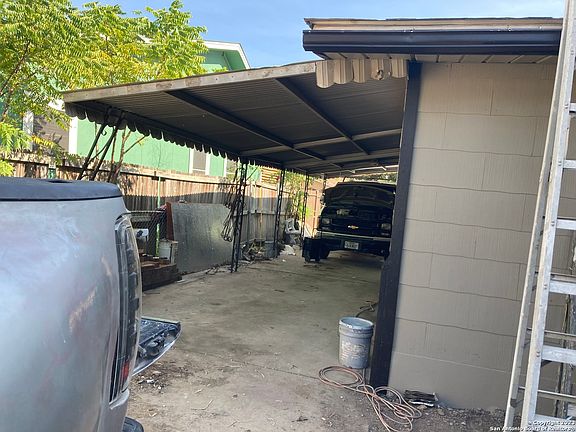 2nd image of 2343 WAVERLY AVE