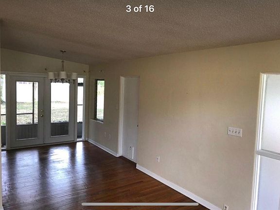 5th image of 1930 Loch Berry Rd