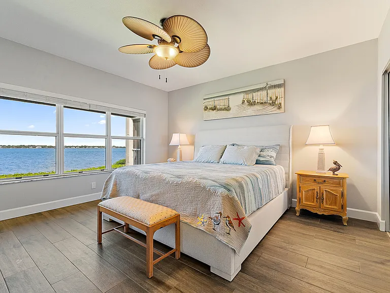 164 NE Edgewater Dr #2103 — Photo 8