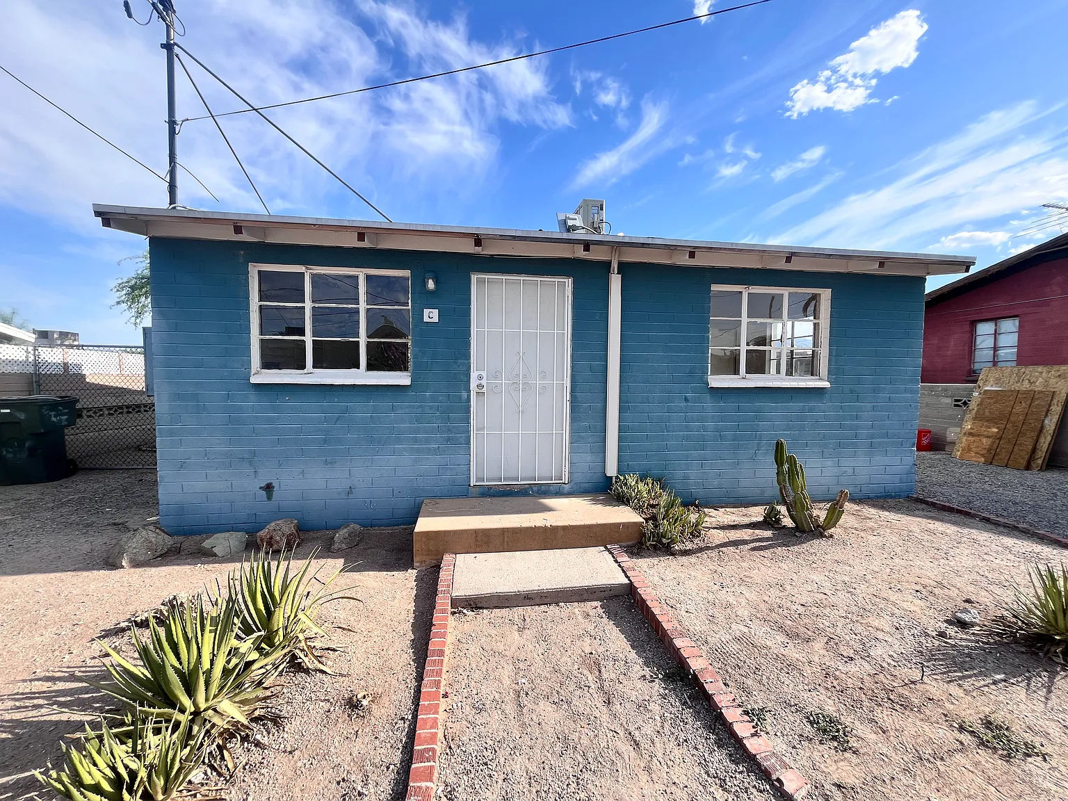 1 bed, 700 sqft, $799 — Photo 2