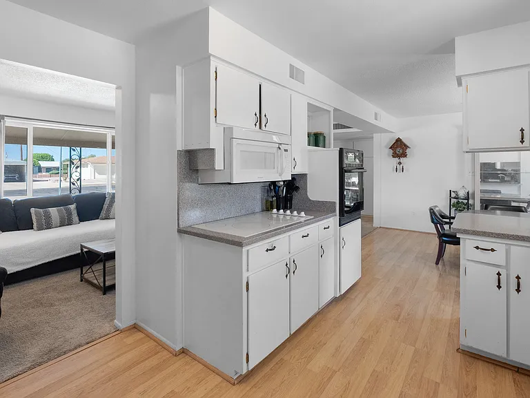 515 N 56th St — Photo 11