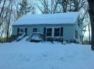 31 Pineridge St, Goffstown, NH 03045