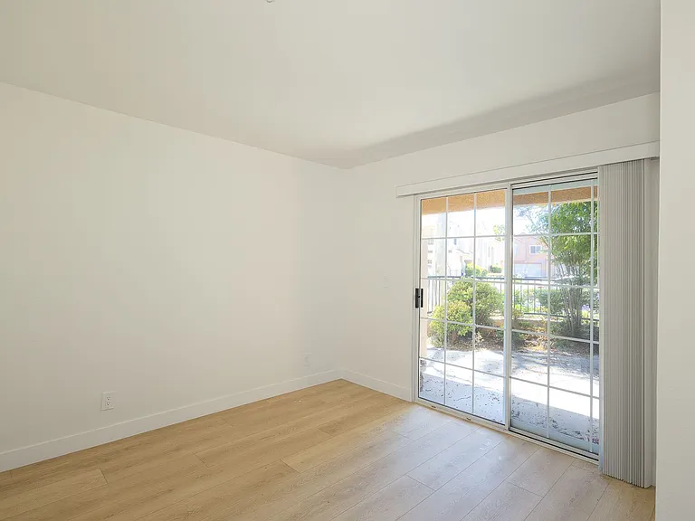 805 Moby Dick Ln — Photo 29