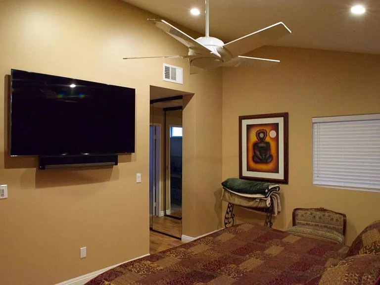 411 Windjammer Cir — Photo 4