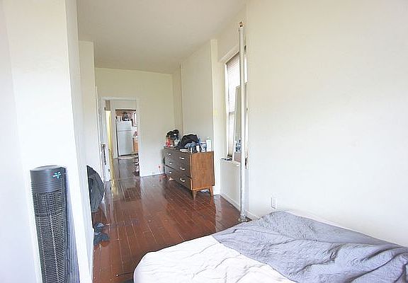 4th image of 368 W 127th St APT 17