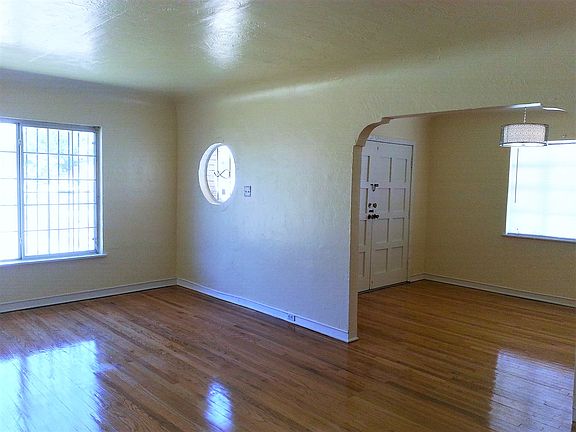 2nd image of 4642 E Yandell Dr