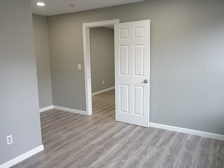 10730 Myers Way S #1 — Photo 12