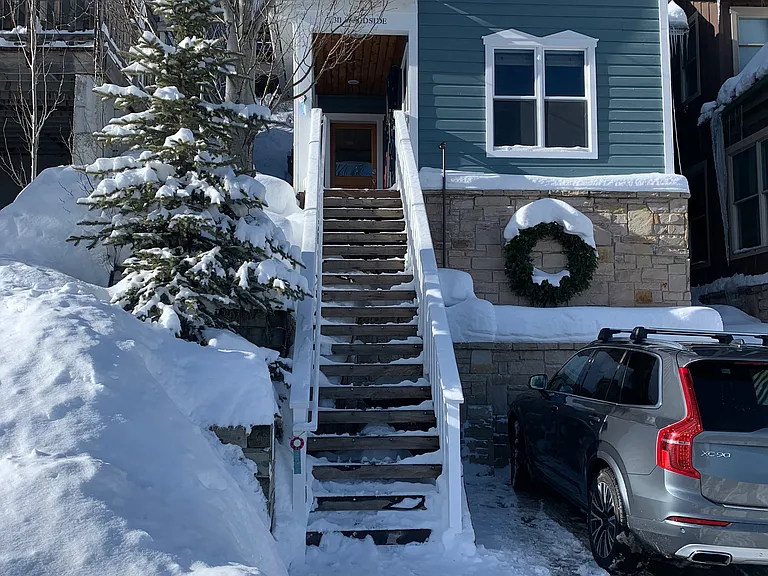 311 Woodside Ave — Photo 28