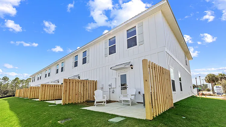 4306 Lost Bay Drive - 1 — Photo 4