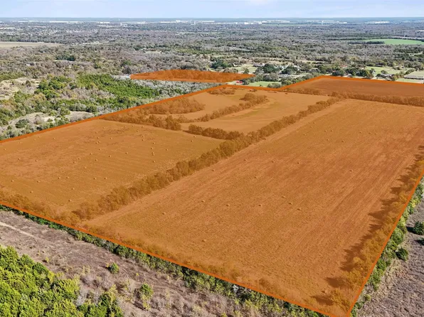 1901 S Houston School Rd, Lancaster, TX 75146