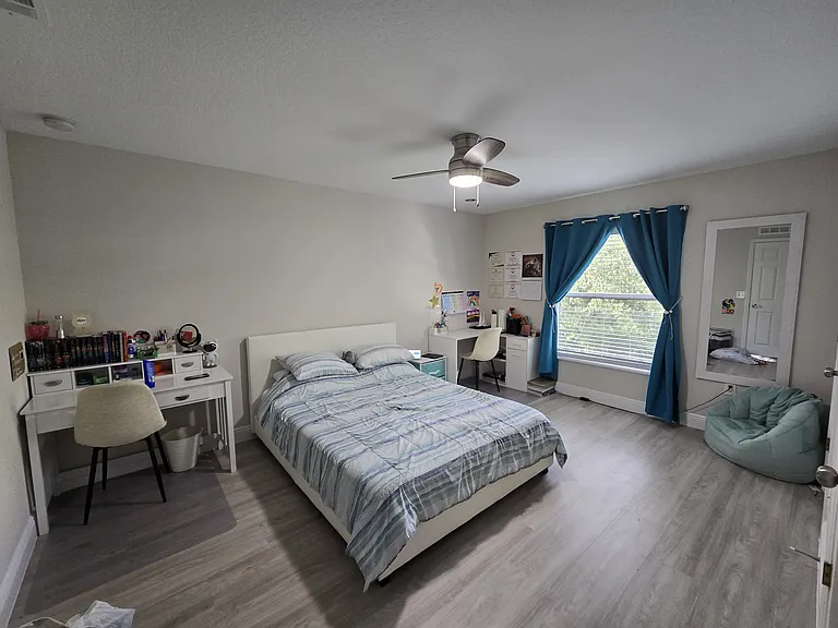 2nd room with in-suite bath