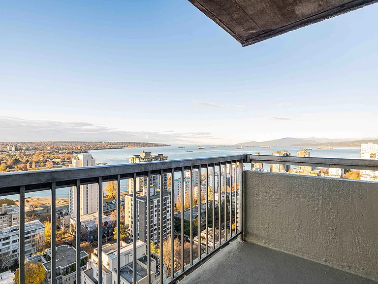 1265 Burnaby St — Photo 20