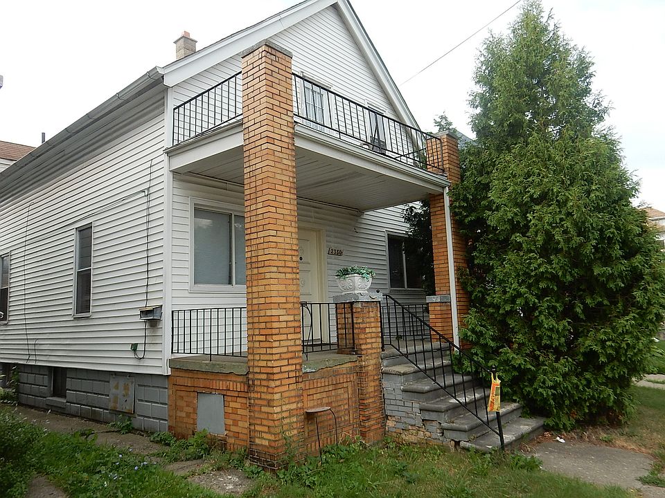 2nd image of 2380 Holmes St
