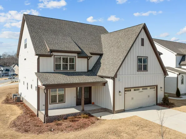 2446 Terri Creek Dr, Fuquay Varina, NC 27526